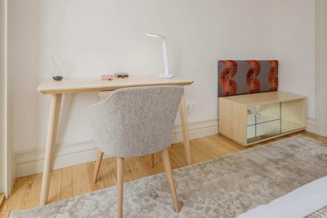 Boutique Rentals-Kihara'S Ribeira Apt With Great Views Porto Exterior photo