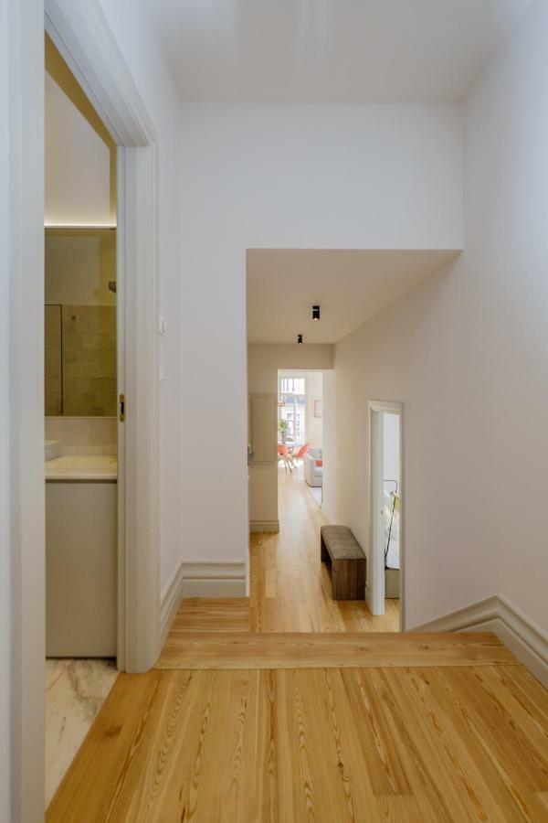 Boutique Rentals-Kihara'S Ribeira Apt With Great Views Porto Exterior photo