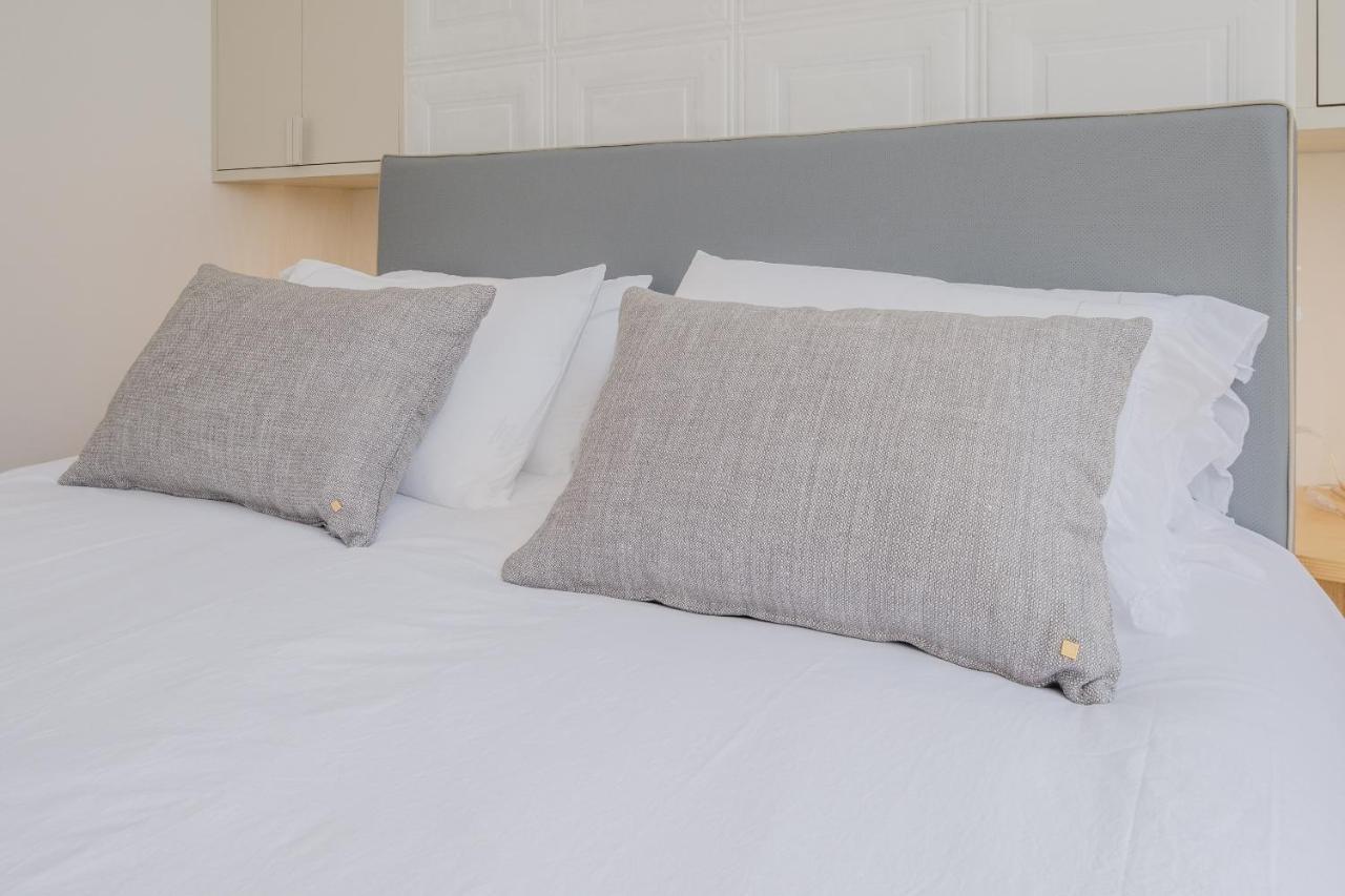 Boutique Rentals-Kihara'S Ribeira Apt With Great Views Porto Exterior photo